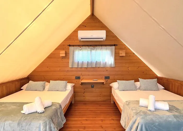 مكان تخييم Glamping La Jerezana *